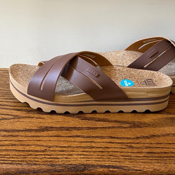 Reef Women's Nutmeg Kaia Cross-Strap Sandals Size 9 - Picture 5 of 9